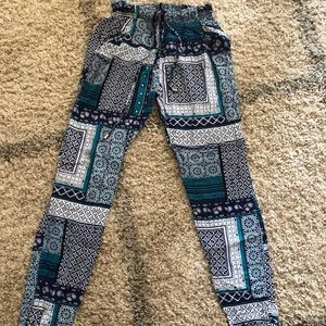 Loose fitting pattern pants